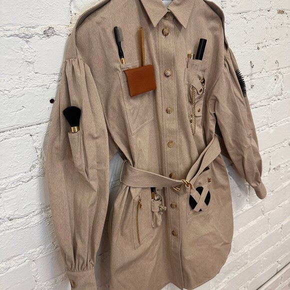 AW21 MOSCHINO Couture Jeremy Scott Beige Gabardine Survivor Kit Tools Dress - Picture 3 of 16